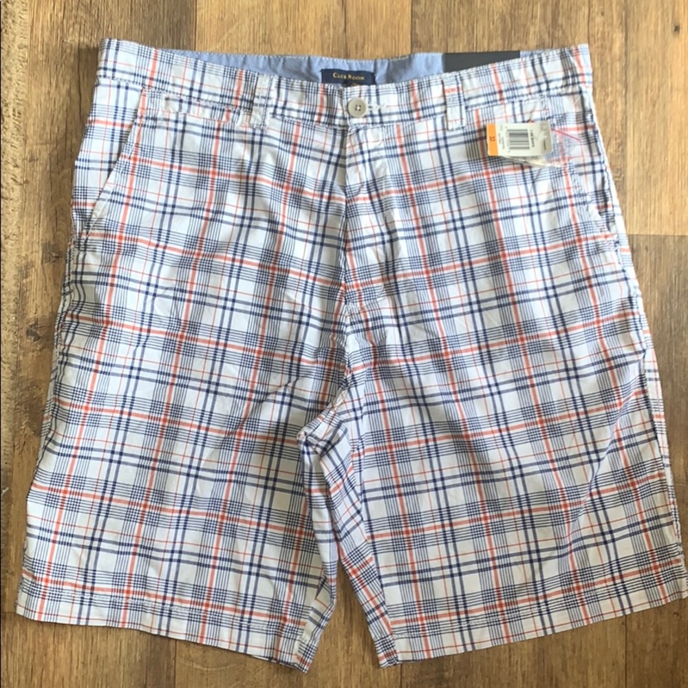 Club Room Mens Shorts. Size 33. NWT